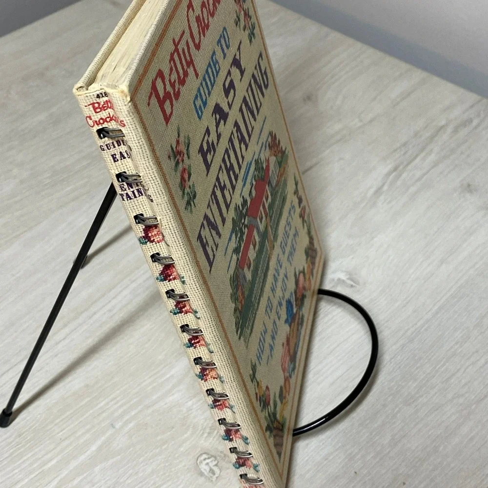 Betty Crocker Guide to Easy Entertaining 1959 First Edition Spiral Cookbook